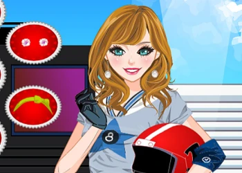 Play American Football Girl online for free at PlotyGames