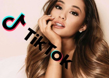 Ariana Grande Tik Tok - Free girls game online at plotygames