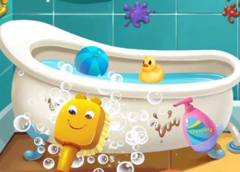 Play Little Helper Family Superman online for free at PlotyGames